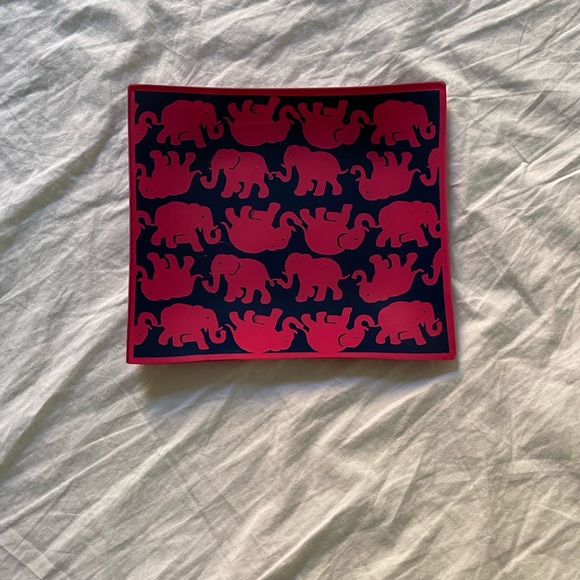 Lilly Pulitzer Tusk in Sun Catch All Tray - Picture 2 of 4